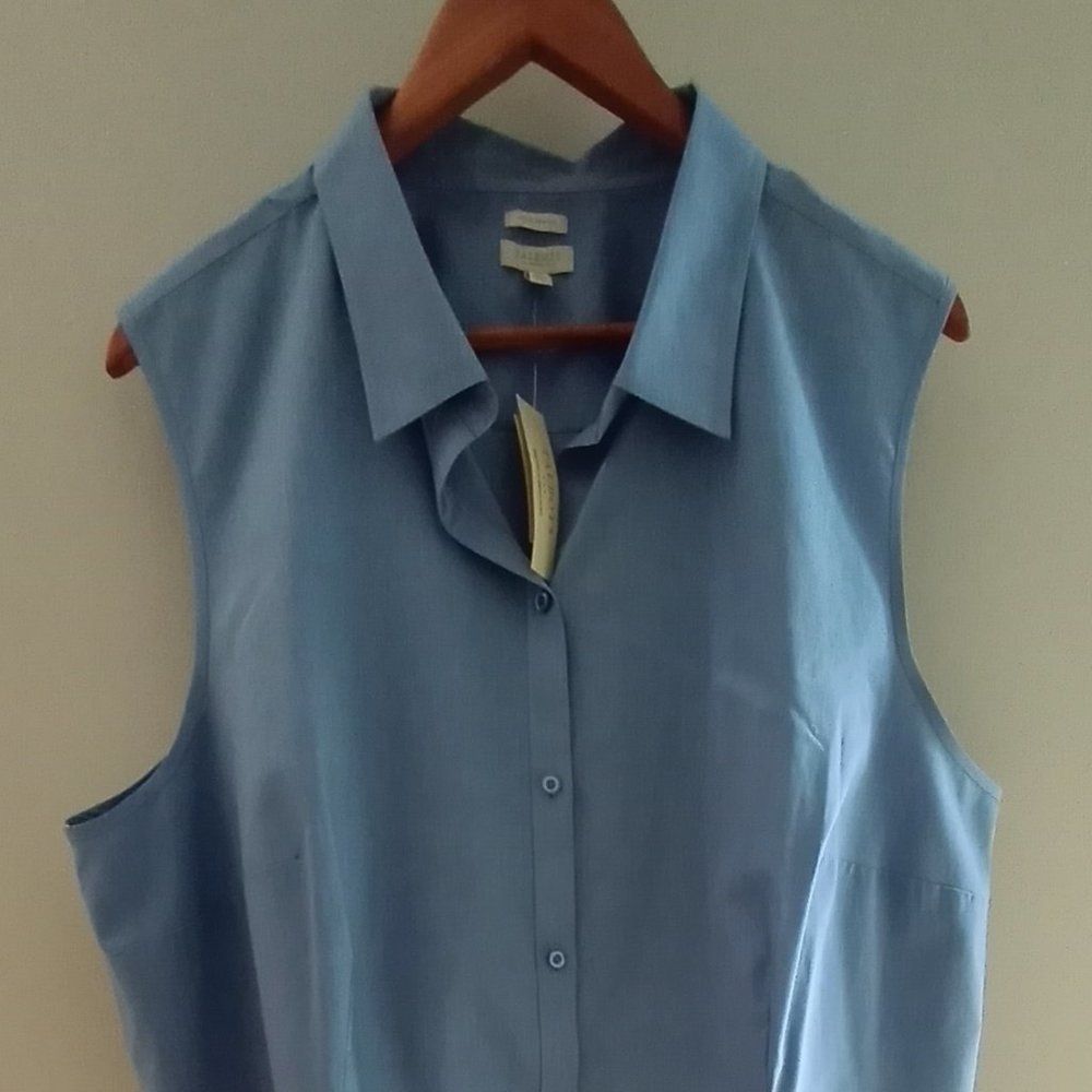 Talbots Woman Wrinkle Resistant Sleeveless Blue Shirt Size 3X